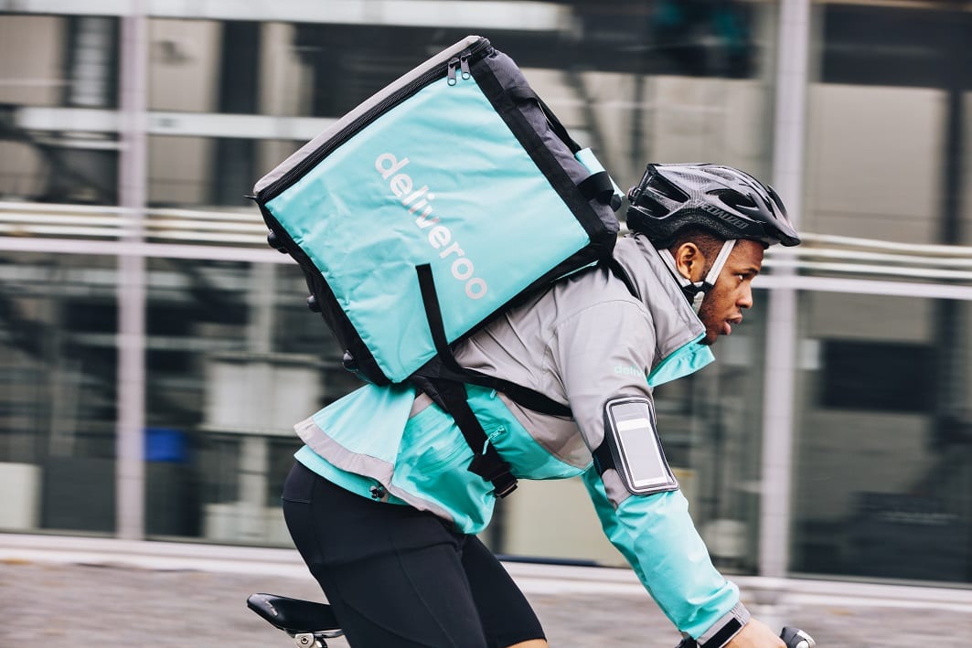 Amazon punta sul food delivery e investe in Deliveroo