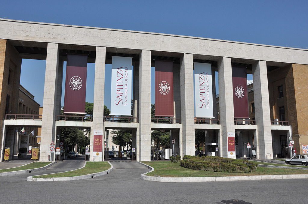 La classifica delle università: la Sapienza prima al mondo in Studi classici, Politecnico di Milano e Bocconi in top 10