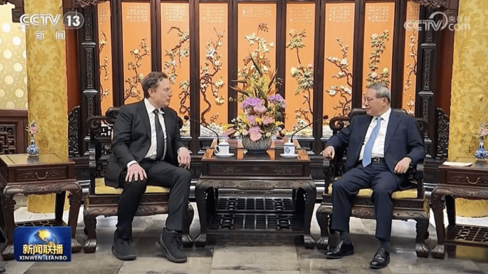 Elon Musk in Cina per il nuovo navigatore di Tesla
