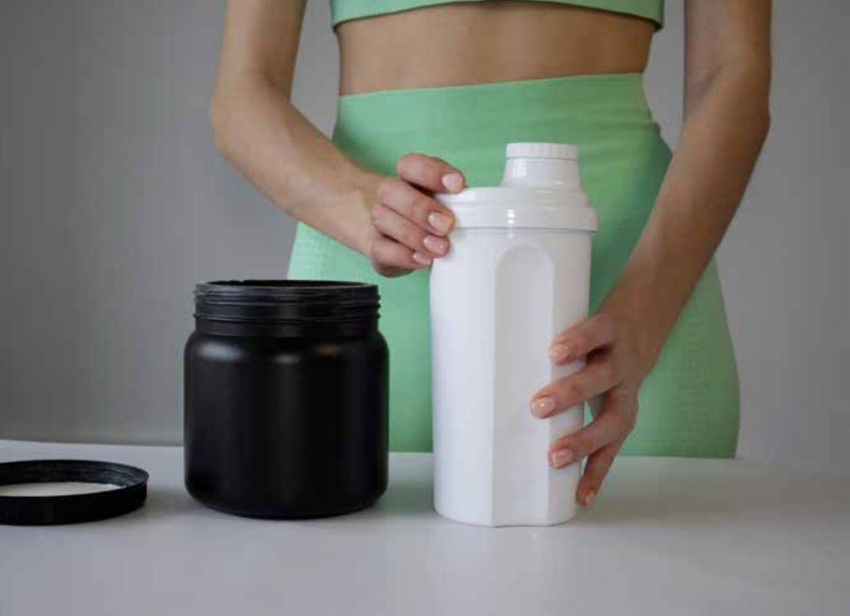 Le bevande proteiche fanno bene ai muscoli, alla coscienza e alle tasche dei produttori