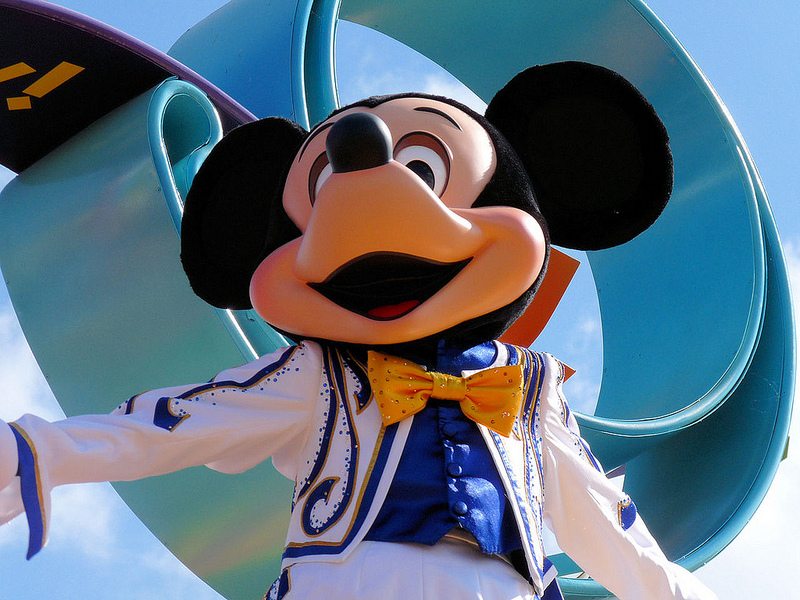 Ecco le 10 aziende più amate dagli italiani. Sul podio Disney, Ferrero e Ferrari
