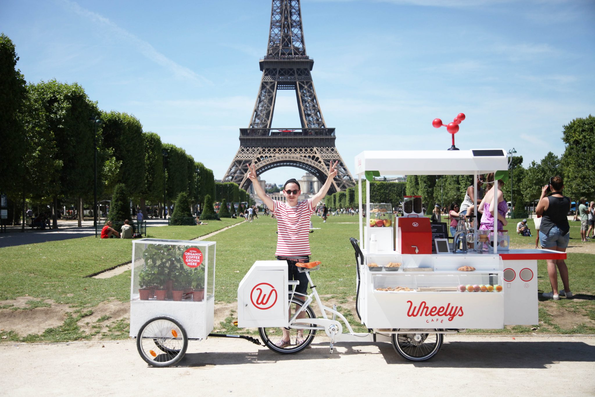 Startup svedese crea una caffetteria ambulante e sfida Starbucks